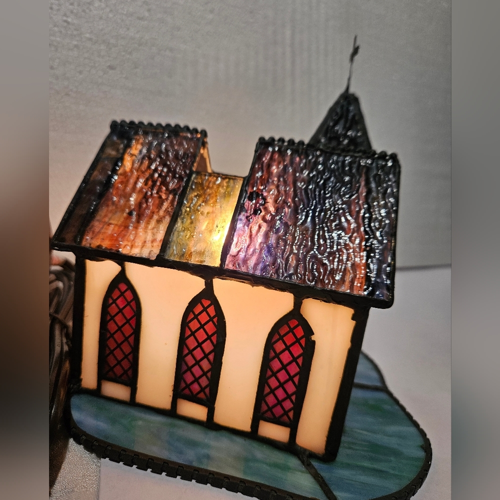 Church Tiffany Style Stained Glass Lamp - Picture 2 of 12